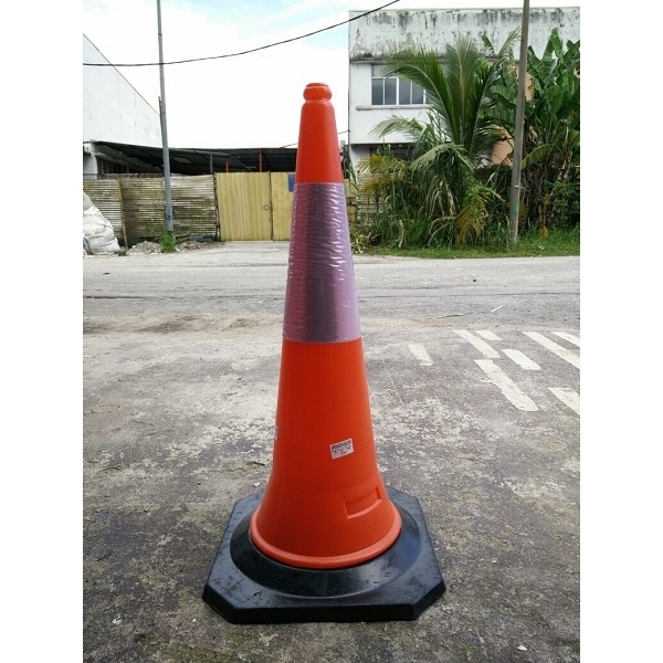 Plastic PE Traffic Cone Orange with Black Rubber Base | Shopee Malaysia