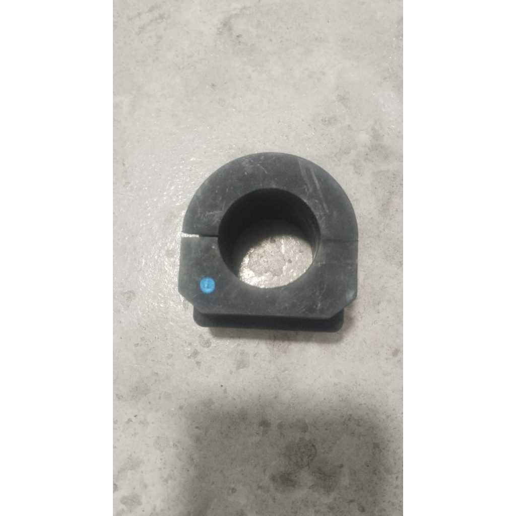 NISSAN SKYLINE R35 FRONT STABILIZER BAR BUSH | Shopee Malaysia