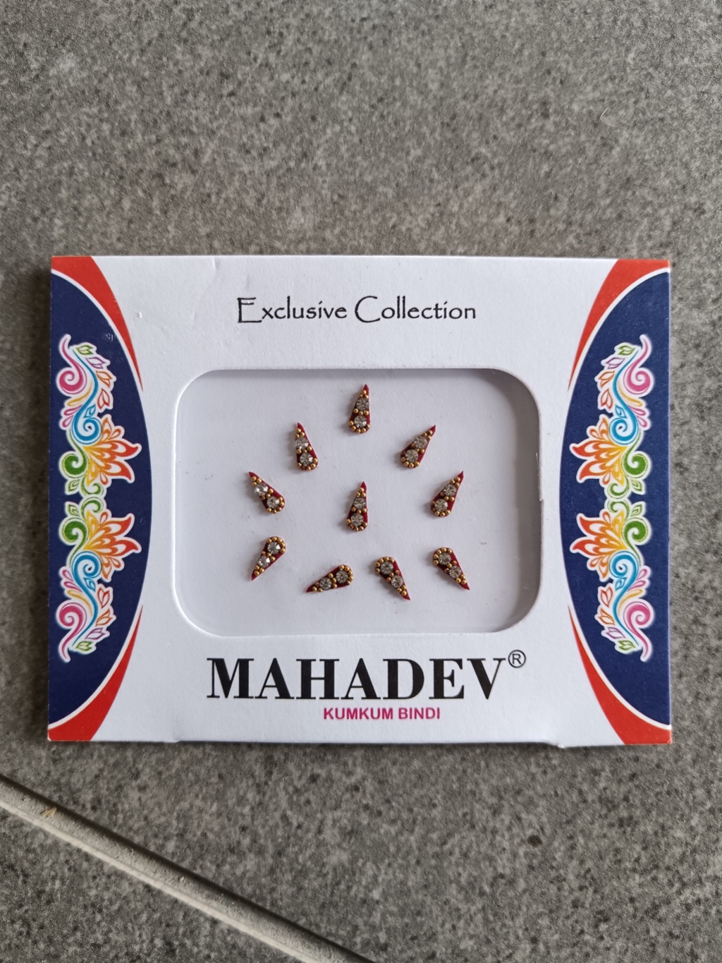 Fancy Stone Design Indian Sticker Pottu Forehead Bindi Potu Wear ...