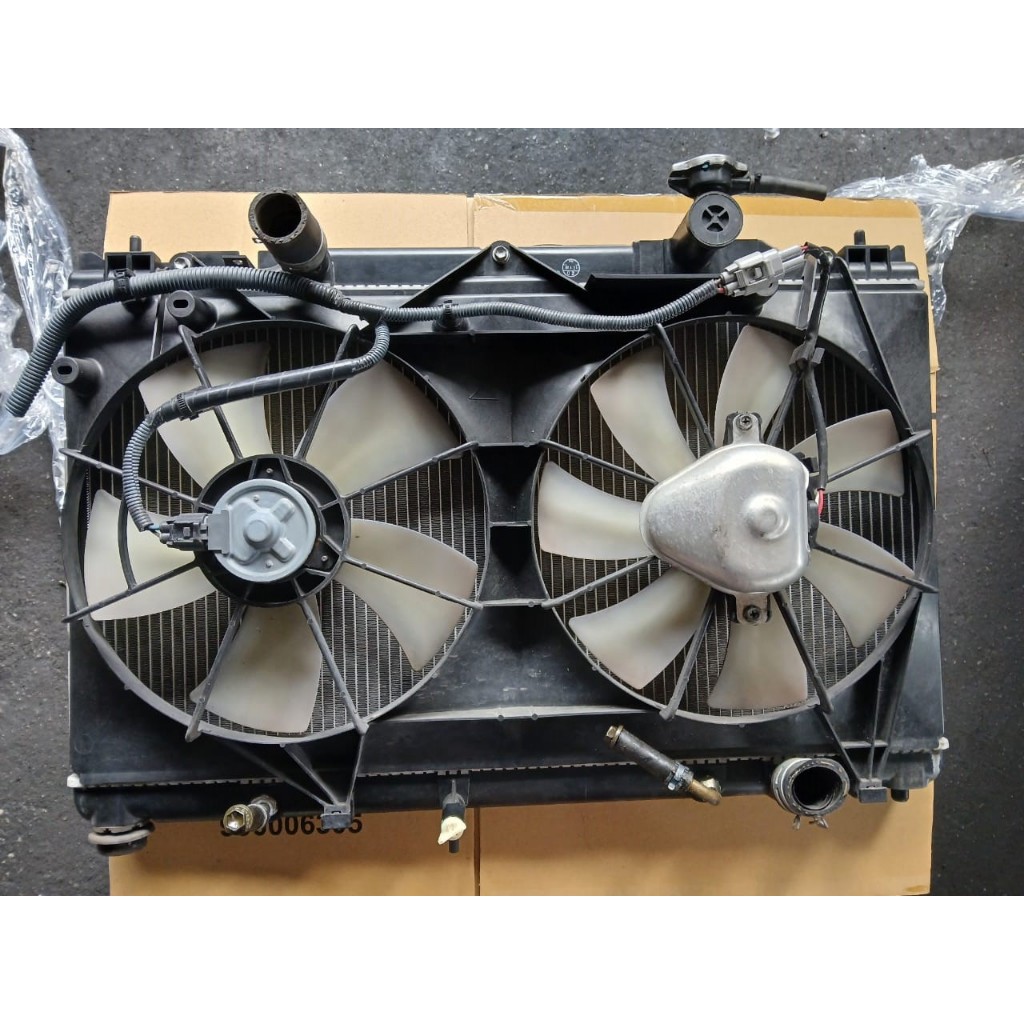 TOYOTA CAMRY ACV30 RADIATOR & FAN MOTOR (2002-2006) SINGLE LAYER ...