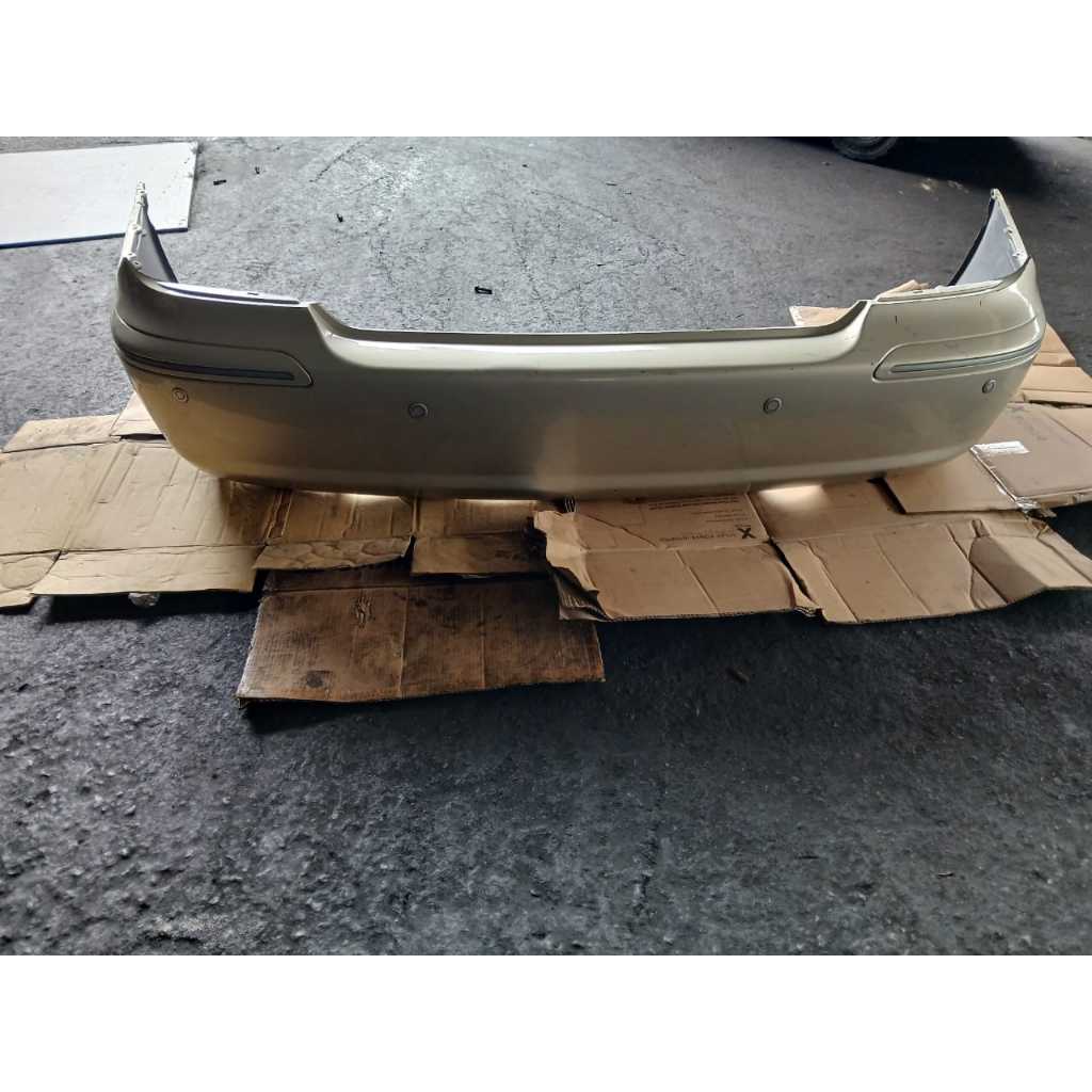 Toyota Camry ACV30 Rear Bumper (2003-2005) USED | Shopee Malaysia