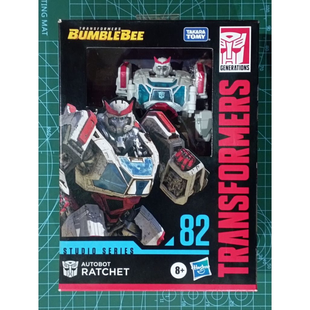 Transformers Studio Series Deluxe Class SS82 Ratchet Transformers ...