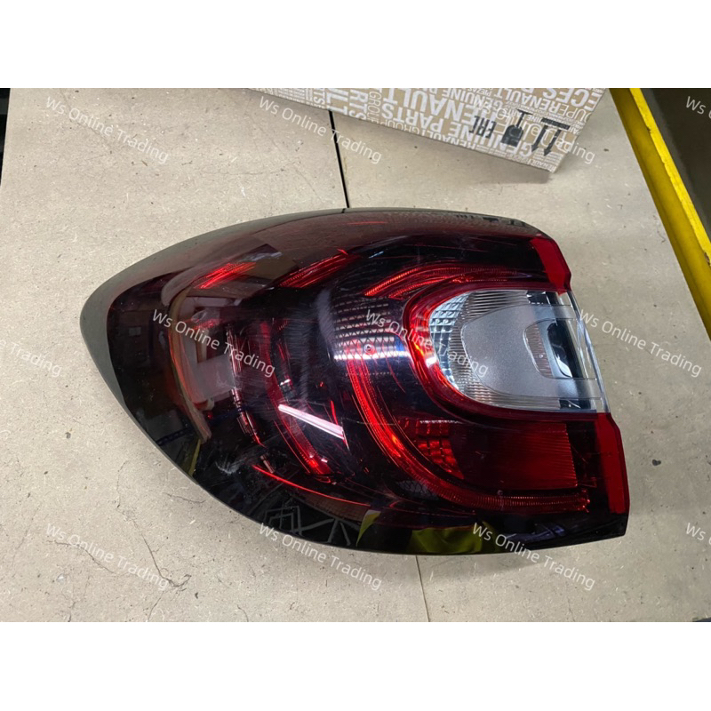 Renault Captur Rear Tail Lamp LH Original Used (Got Crack ) | Shopee ...