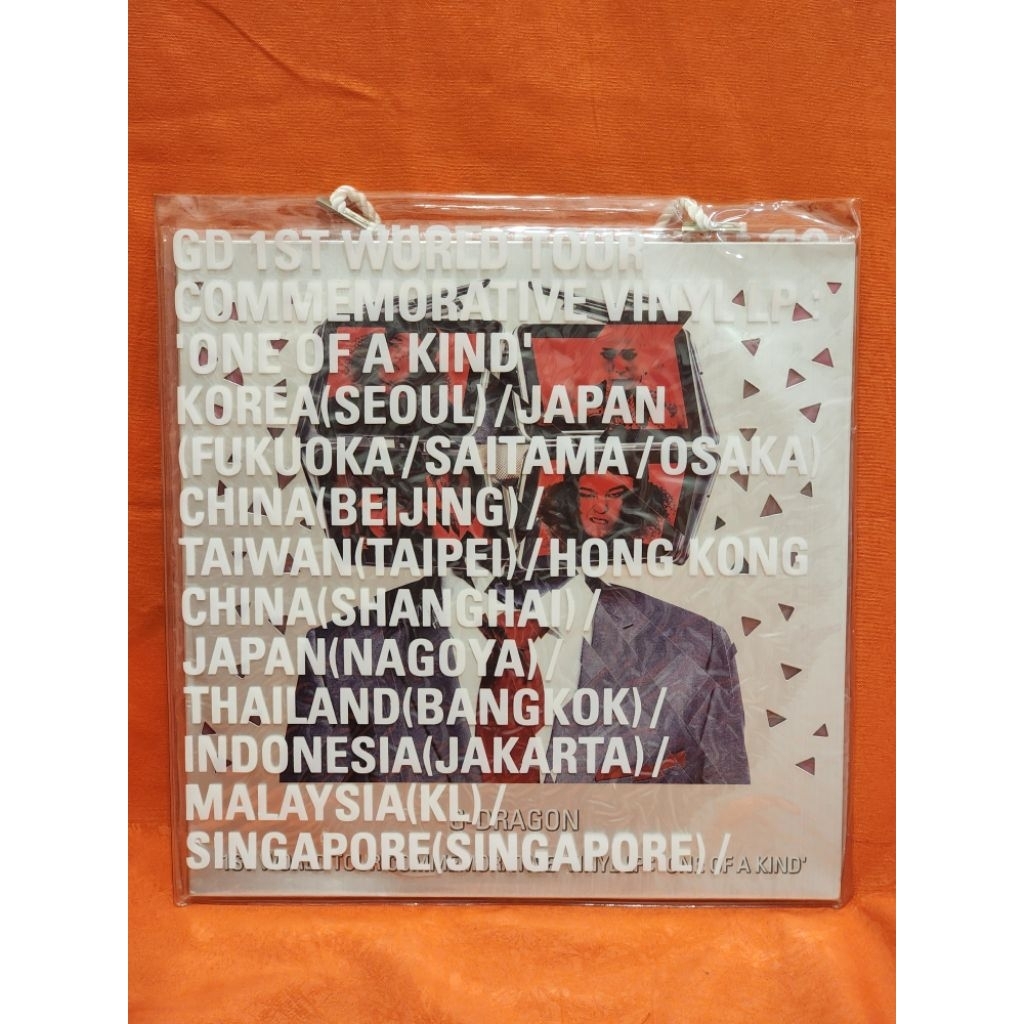 G-DRAGON 1ST WORLD TOUR COMMEMORATIVE VINYL LP ONE OF A KIND 权志