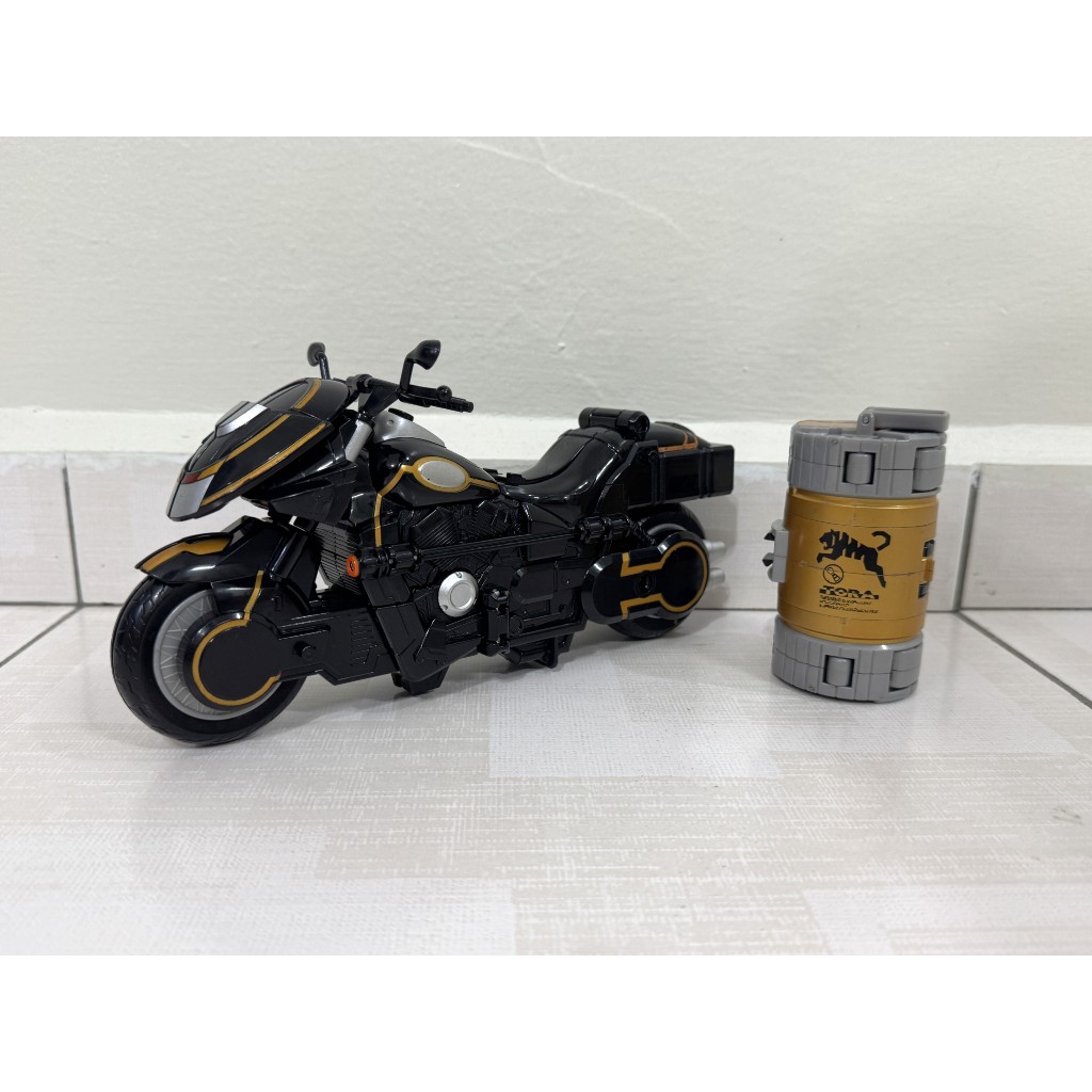 Kamen Rider OOO Kamen Rider Birth DX Stride Vendor RideVendor & DX Tora ...