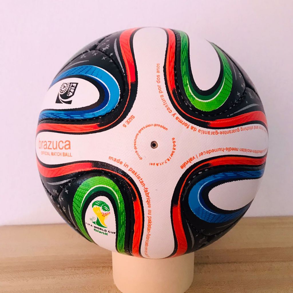 Mashriq Sports Adidas Brazuca FIFA Worldcup Brazil 2014 Football Soccer ...
