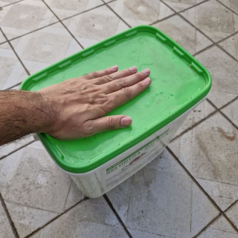 used baldi terpakai 9L bekas racun tikus penutup luar rumah pakai kotor ...
