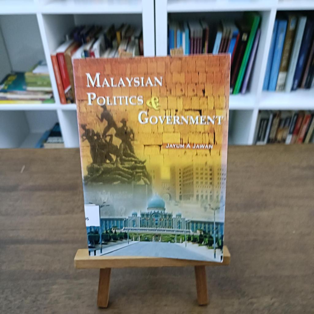 MALAYSIAN POLITICS &amp; GOVERNMENT BY JAYUM A JAWAN | Shopee Malaysia