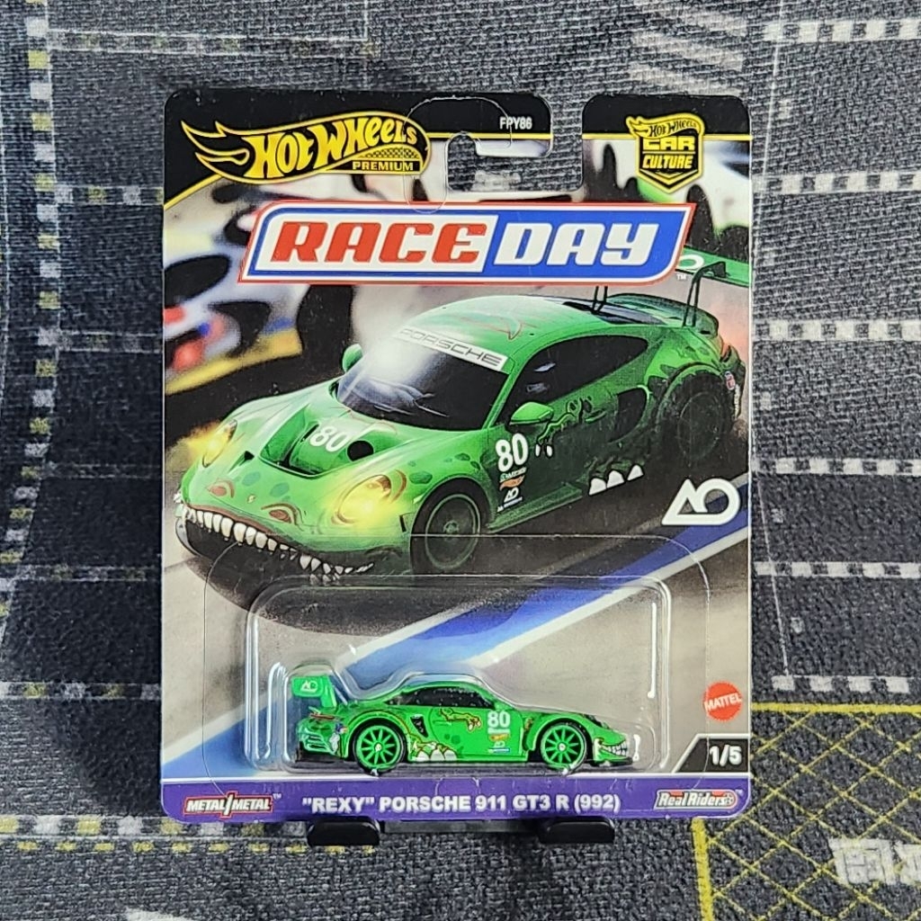 hot-wheels-premium-car-culture-race-day-rexy-porsche-911-gt3-r-992