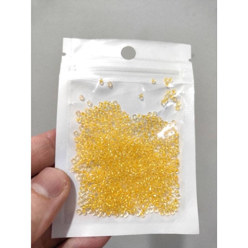 (Ready Stock) 900pcs 2mm Honey Yellow Transparent Color Inside Czech ...