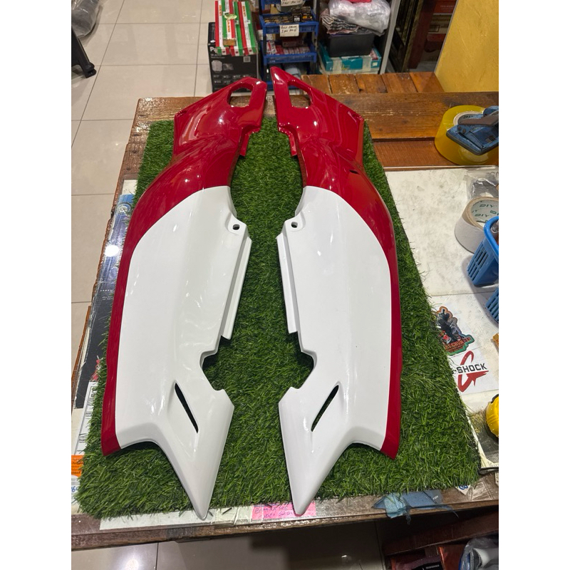 Cover set Honda NSR RR 150 belakang kiri dan kanan otiginal | Shopee ...