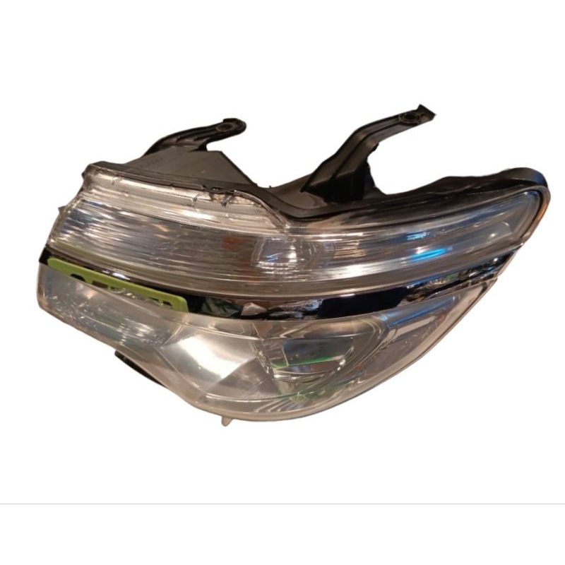 Original Japan (Used) Nissan Serena C26 Headlamp Right/Left 1pc
