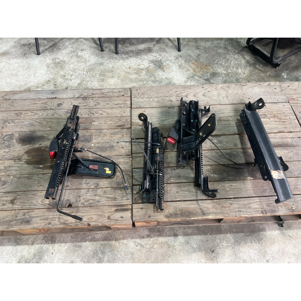 HONDA DC2 TYPE R (ORIGINAL) RECARO SEAT RAIL | Shopee Malaysia