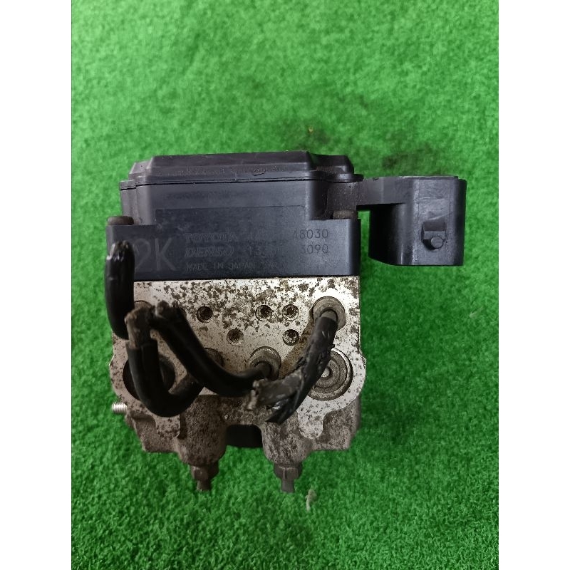 Used Original 2K Toyota Harrier ACU30/ MCU30 Abs Pump | Shopee Malaysia