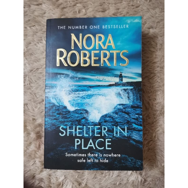 (Original) Secondhand Book/Preloved Book/Used Book Shelter in Place