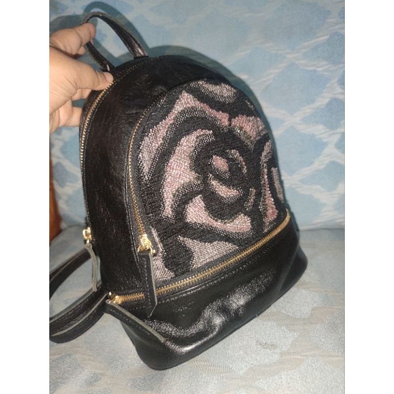 Branded Bundle Leather Bagpack Labuci Roses Shopee Malaysia