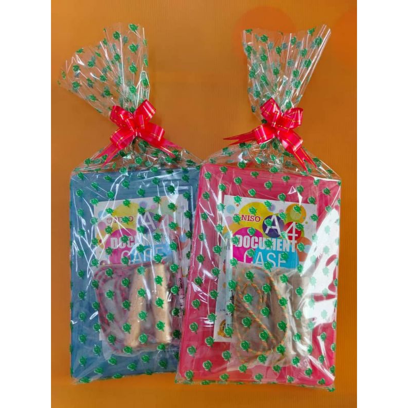 Hamper/Hadiah Sekolah random design | Shopee Malaysia
