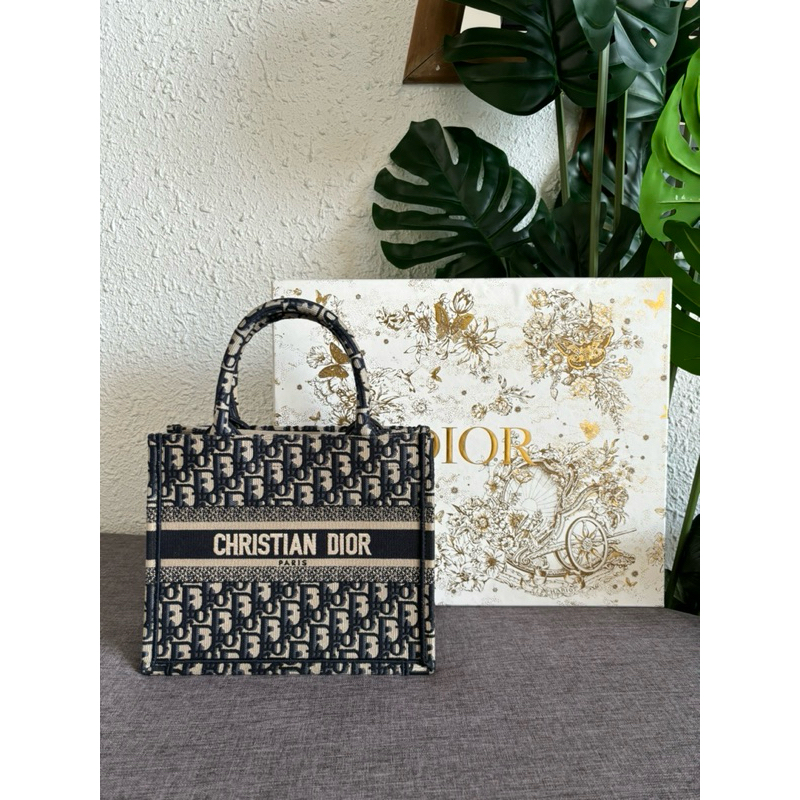 Small dior book tote price malaysia hotsell