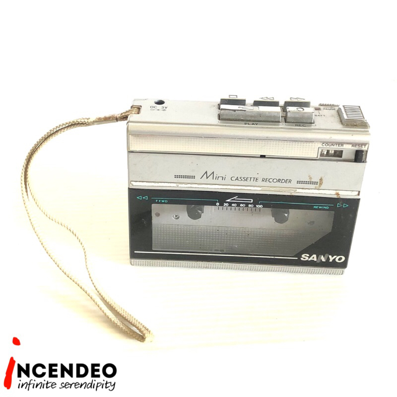 Vintage Sanyo Mini Cassette Tape Recorder M1120 | Shopee Malaysia