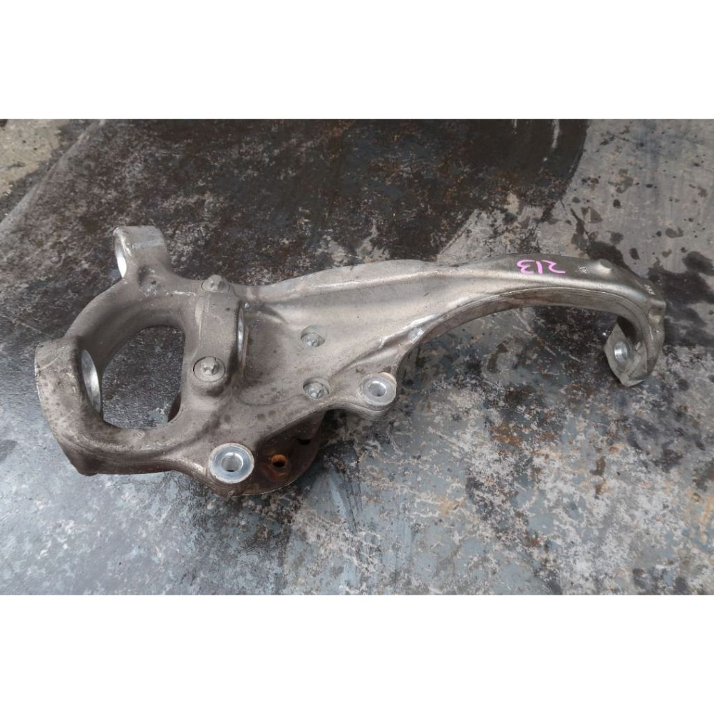 MERCEDES BENZ W213 KNUCKLE | Shopee Malaysia