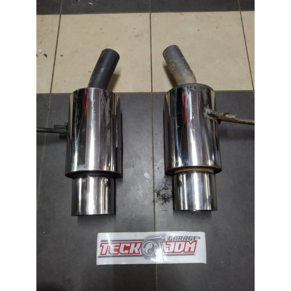 HKS Hi-Power Ti 2.5'' Stainless Steel Rear Muffler - Universal main image 0