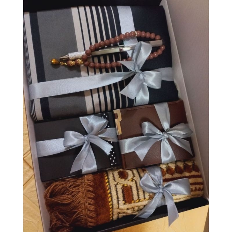 Hadiah Lelaki Pelikat Custom Nama Ayat - wallet , tasbih, sejadah ...