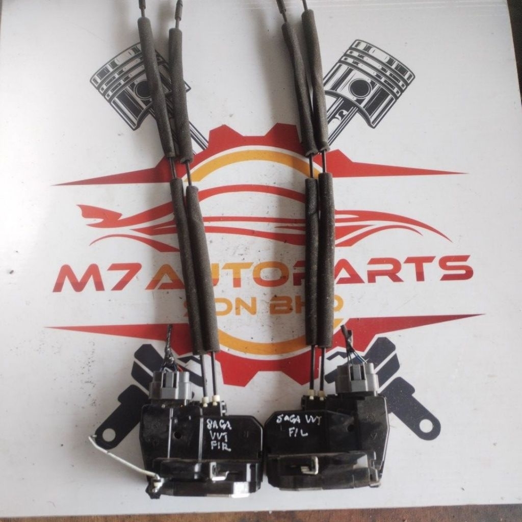 Proton Saga VVT Front Door Lock RH LH used | Shopee Malaysia