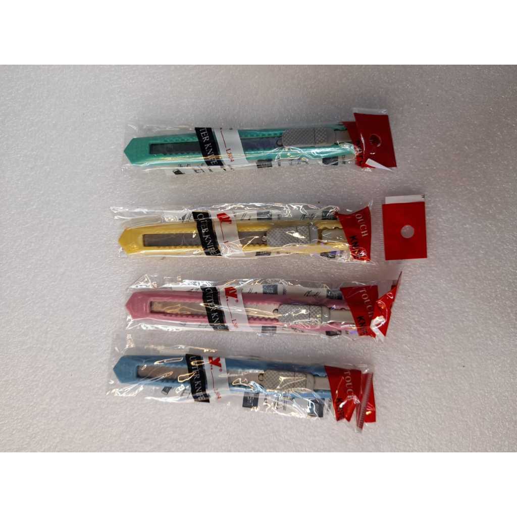Pisau Kecil /Cutter Blade/Cutter Knife/ 刀片 (RAMDOM COLOR) | Shopee Malaysia