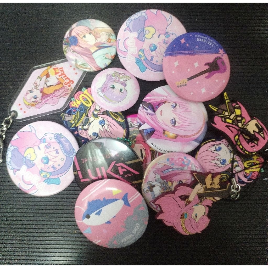 (CLEARANCE) Vocaloid Megurine Luka Badges & Keychain | Shopee Malaysia