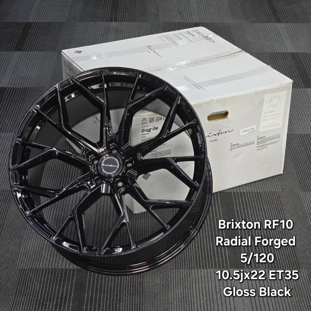 Original Brixton RF10 Radial Forged 22