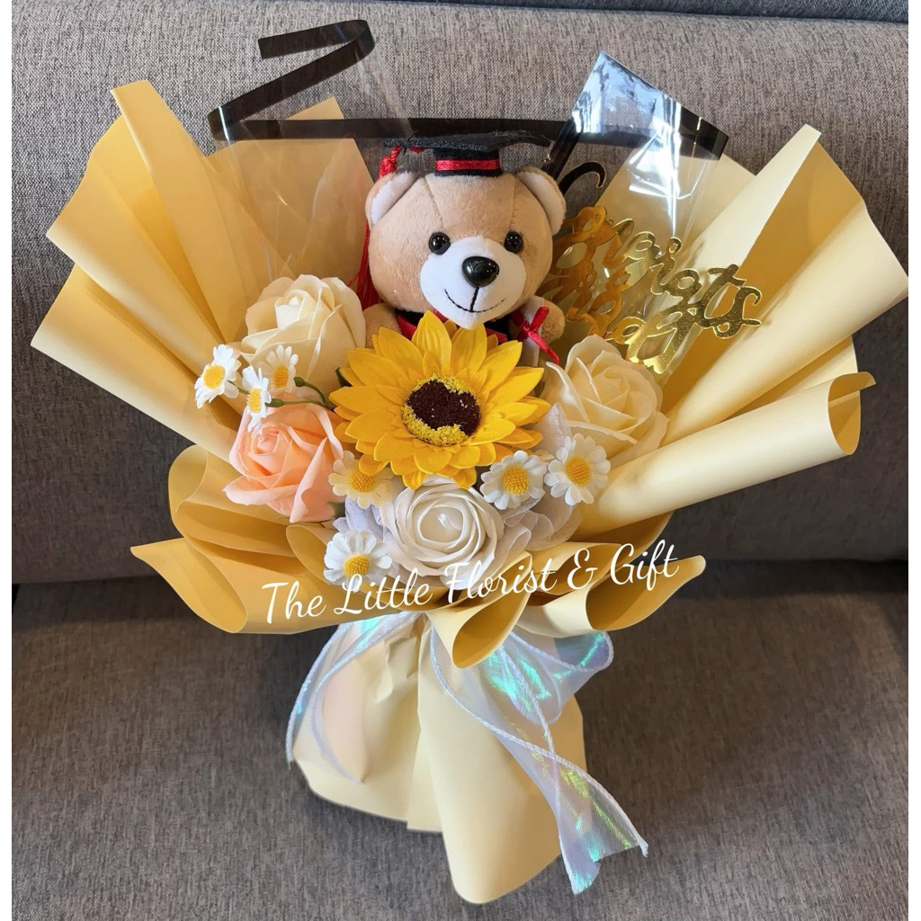 Graduation Teddy Bear With soap flower Bouquet | Shopee Malaysia