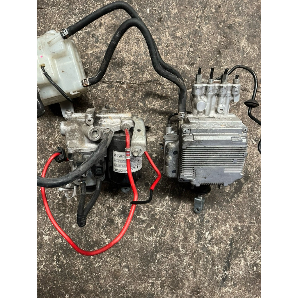 Toyota Camry ACV50 Hybrid Abs Pump | Shopee Malaysia