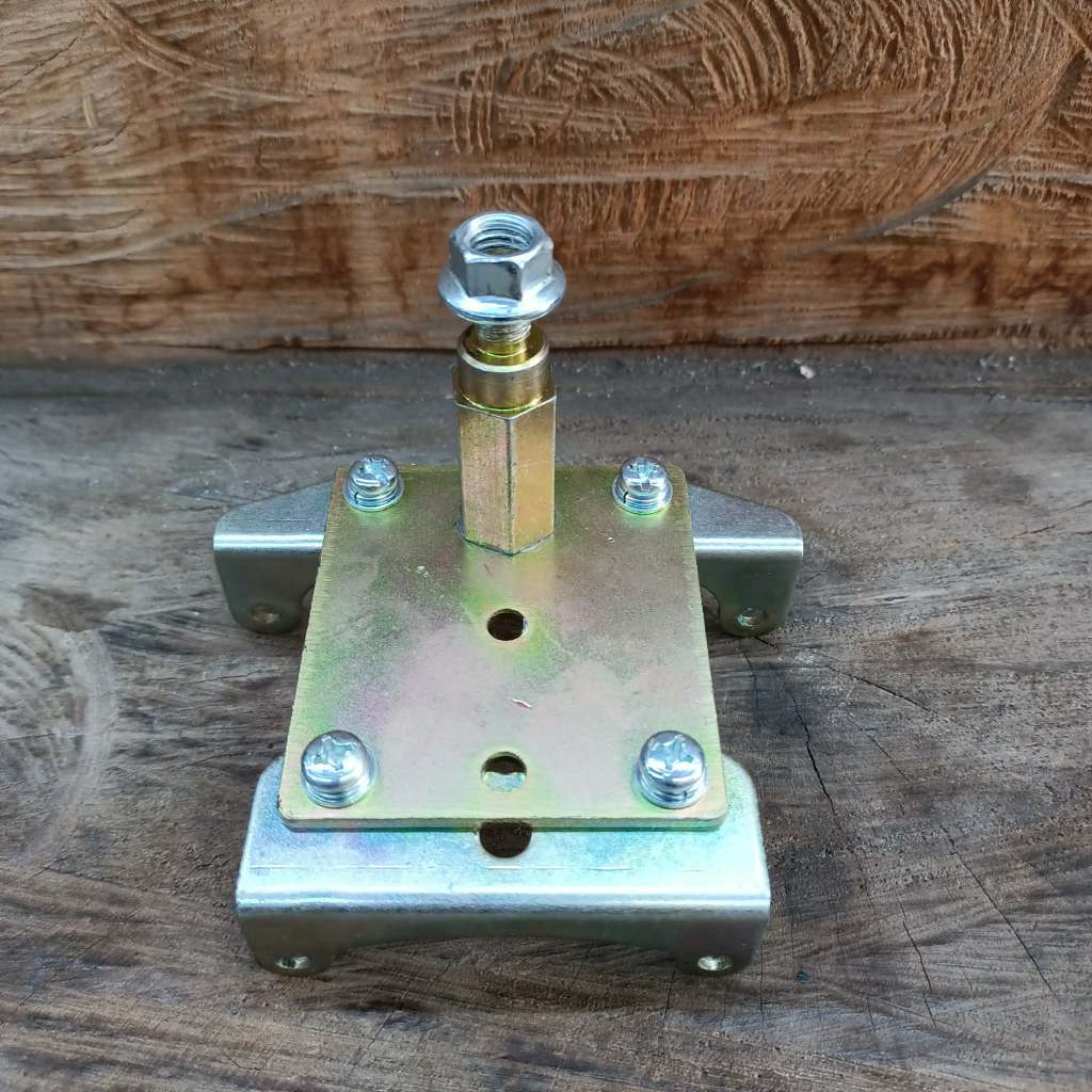 Tapak Enjin Untuk Mesin Potong Rumput Jenis TL33/Engine Base Compl For ...