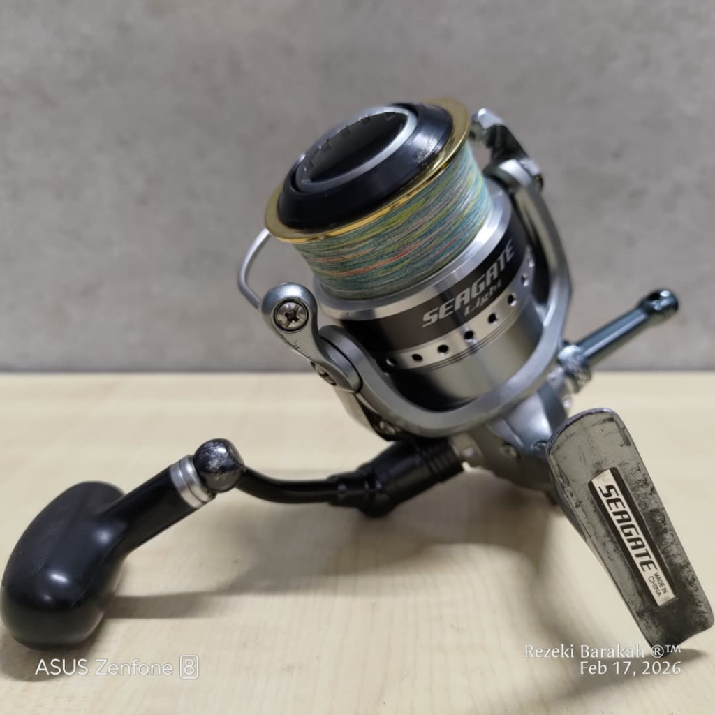 DAIWA SEAGATE LIGHT 4000H-PE Fishing Reel Spinning Mesin Pancing