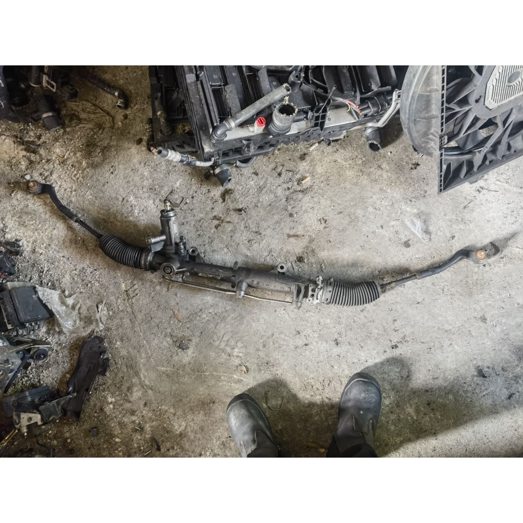 Mercedes Benz W212 Steering Rack (Used) | Shopee Malaysia
