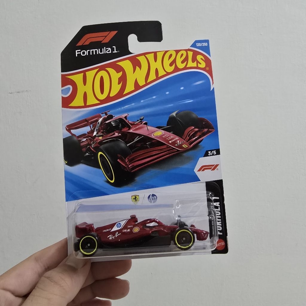 Hotwheels FORMULA 1 Scuderia Ferrari HP CASE Diecast Toys Car for Boys ...
