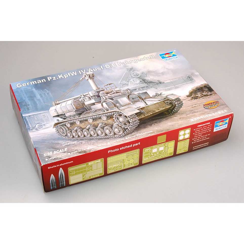 Trumpeter 00362 scale 1/35 German Pz.Kpfw IV Ausf D/E Fahrgestell ...