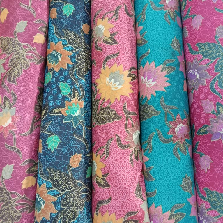 KAIN COTTON POLYESTER CORAK BATIK 48INCI READY STOCK | Shopee Malaysia