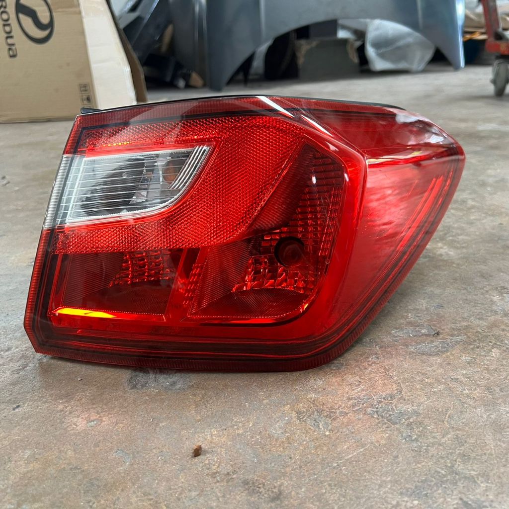 Proton New Saga VVT 2016 Rear Tail Lamp RH Original Used | Shopee Malaysia