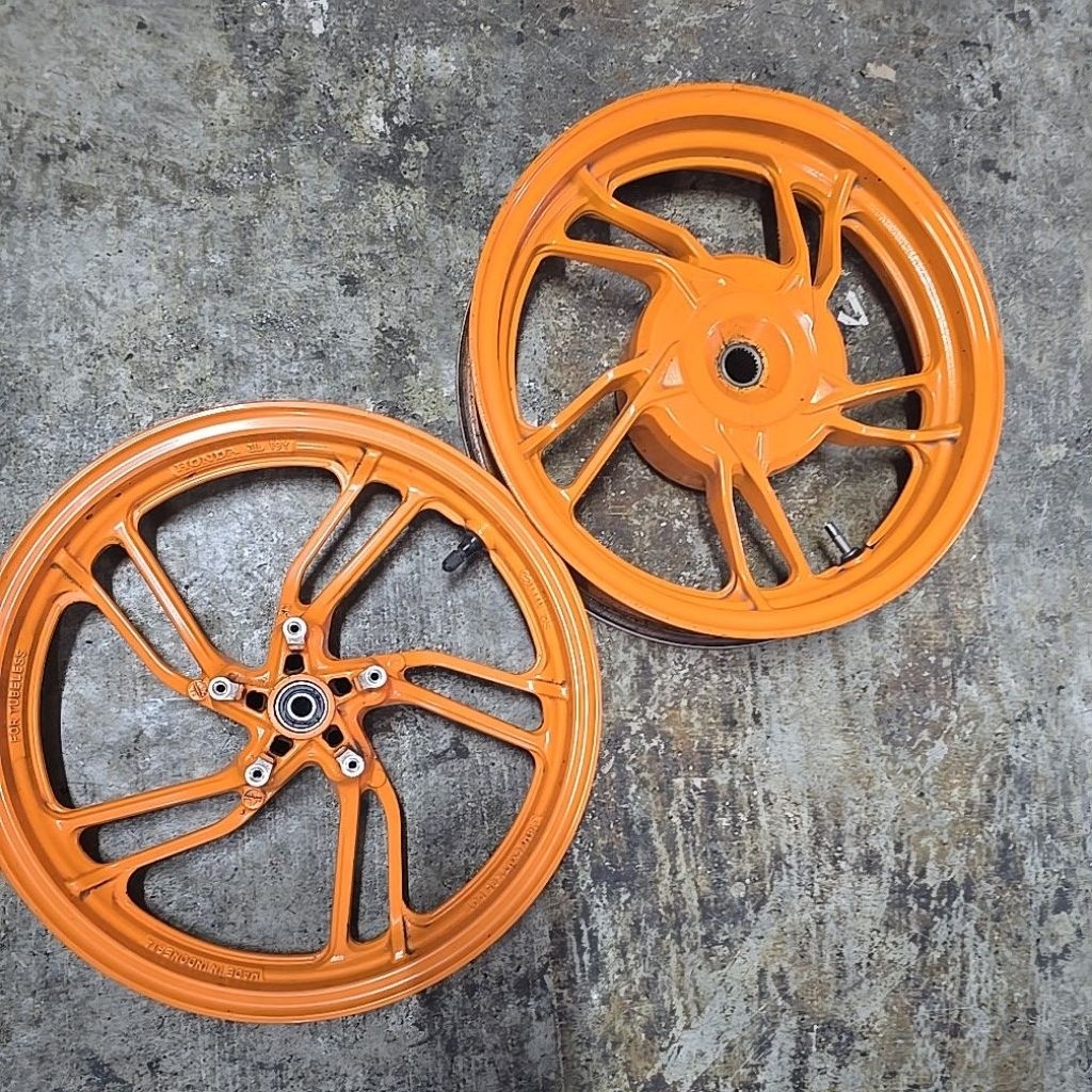 HONDA VARIO 125 & VARIO 150 SPORT RIM ORIGINAL MOTOR (USED) DEPAN ...