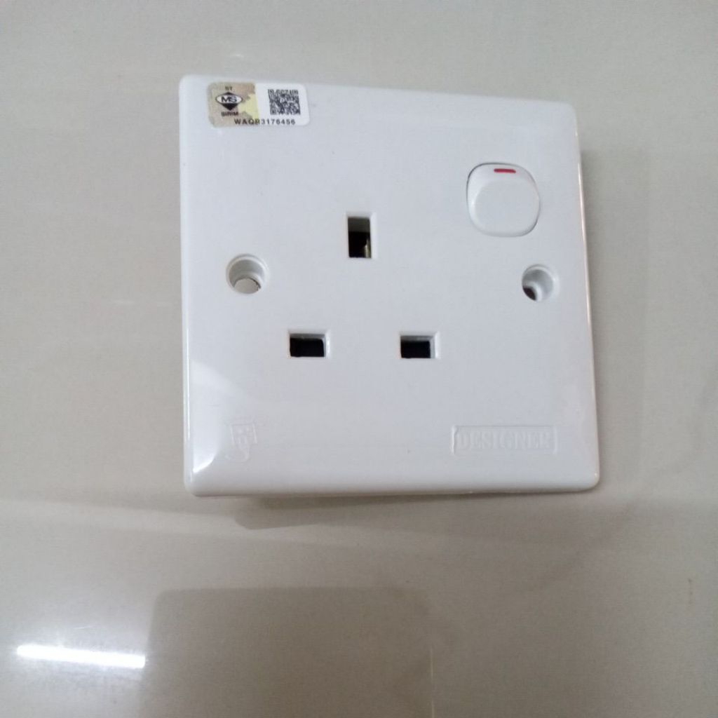 13A /15A 1Gang SIRIM Switched Socket Outlet (SSO) / UMS Plug Top ...