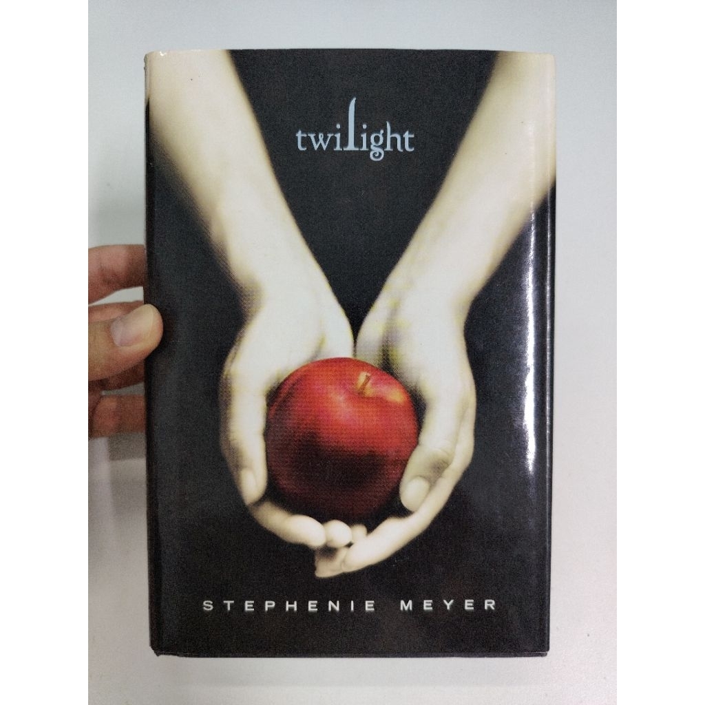 [BB] [Used] (Hardcover) Twilight by Stephenie Meyer (YA / Fantasy ...