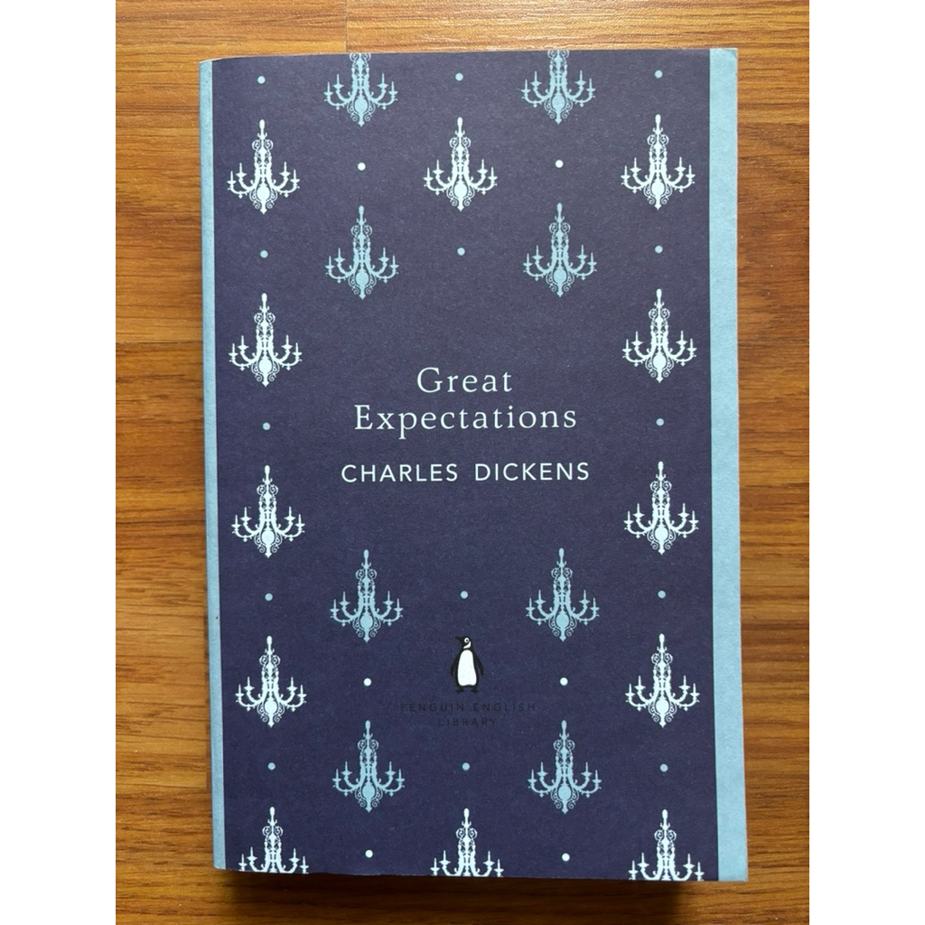 Great Expectations (The Penguin English Library) by Charles Dickens ...