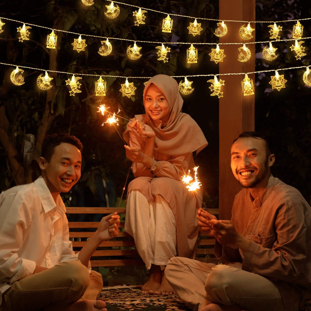 6.5m Moon Star Ramadan String Lights 30 LEDs, solar-powered Eid Mubarak ...