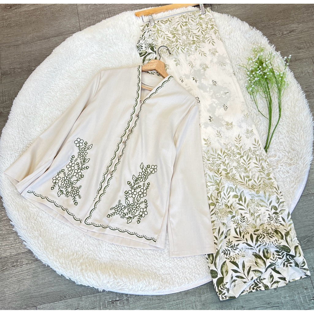CAMYLA KEBAYA SULAM KAIN SEMI INSTANT PARIO BAJU RAYA WANITA 2026 ...
