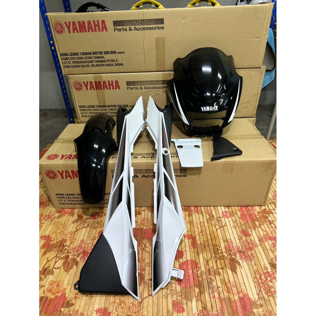 Coverset Rxz Catalyzer Hitam Putih Original HLY (Part Plastik) | Shopee ...