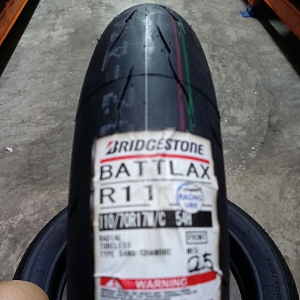TYRE BRIDGESTONE BATTLAX R11 SIZE:110/70R17, 120/70R17, 140/70R17