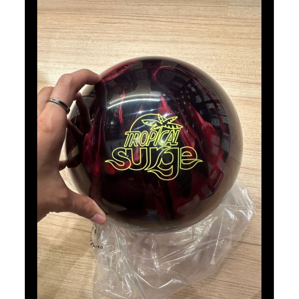 Bowling ball -Storm Tropical Surge 10lbs -15 lbs | Shopee Malaysia