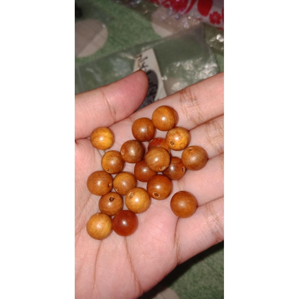 biji teras raja kayu saiz 9-10mm | Shopee Malaysia