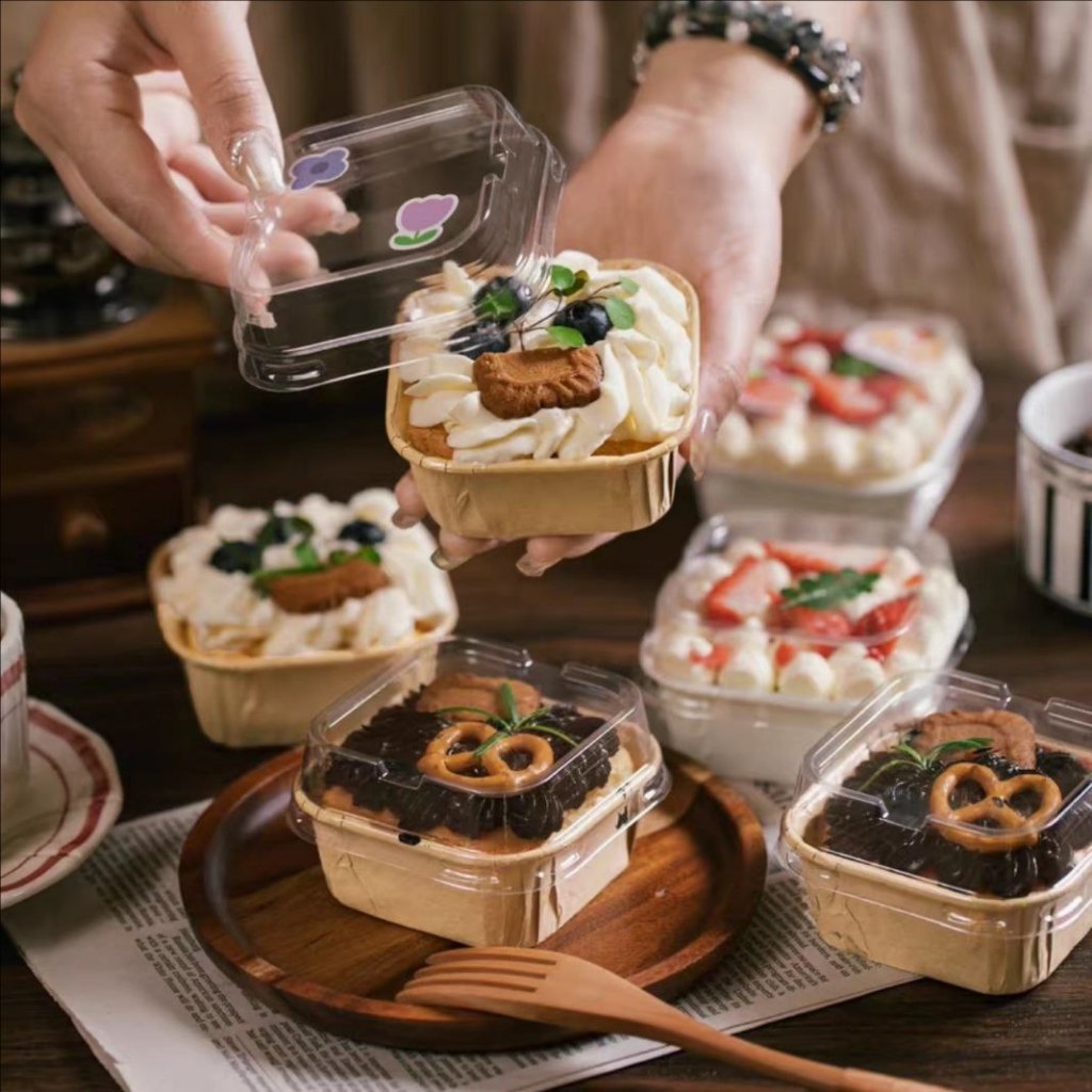 RORA (50 Pcs) Square Muffin Cupcake With Clear Lid Paper Cake